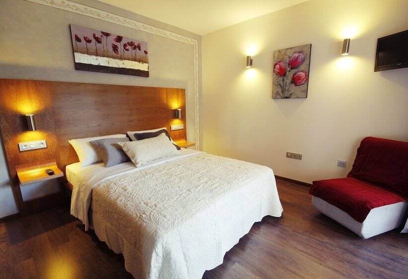 Номер Superior с Террасой, Boutique Villa Erina By Bossh Hotels   Adults Recommended