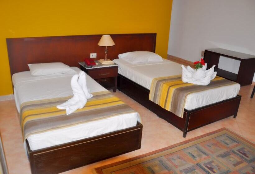 اتاق استاندارد, Naama Inn