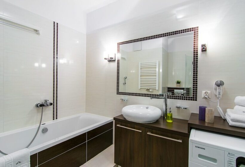 1 Yatak Odalı Lüks Daire, Inqse Warsaw | Centre