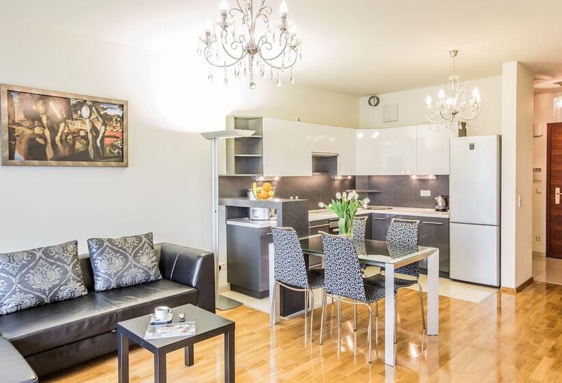 1 Yatak Odalı Lüks Daire, Inqse Warsaw | Centre