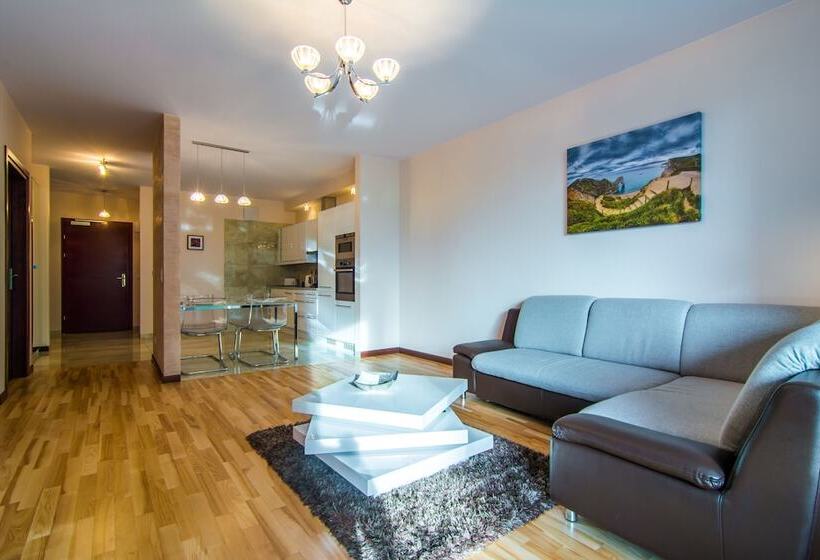 2 Yatak Odalı Lüks Daire, Inqse Warsaw | Centre