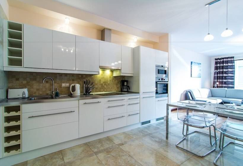 2 Yatak Odalı Lüks Daire, Inqse Warsaw | Centre