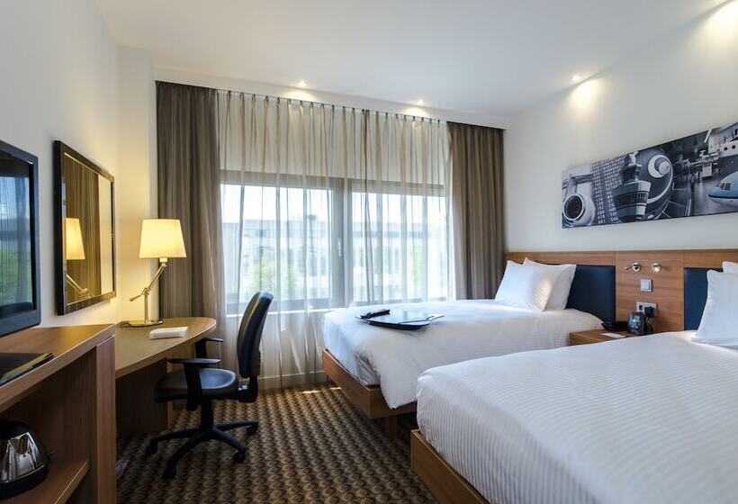 Номер Стандарт, Hampton By Hilton Amsterdam Airport Schiphol