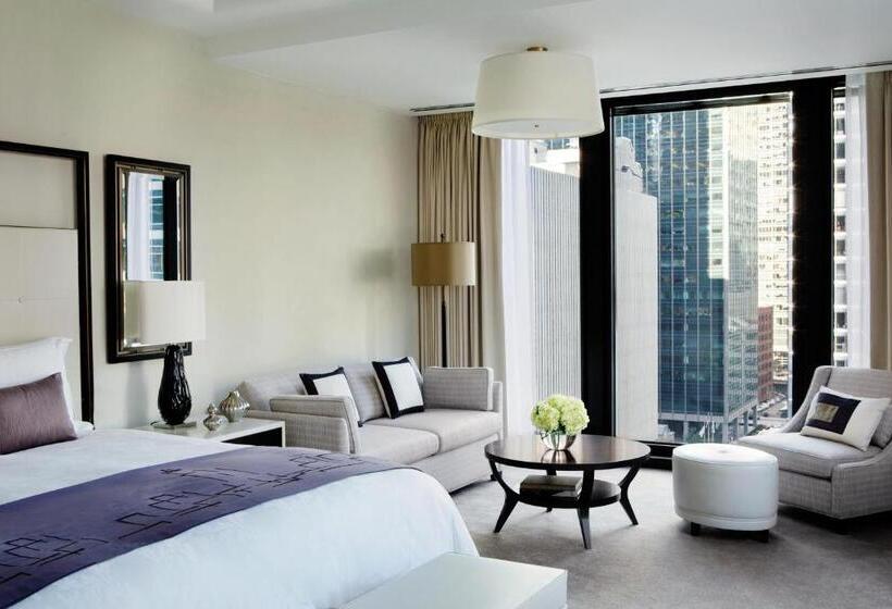 Люкс Адаптированный для Инвалидов, The Langham, Chicago