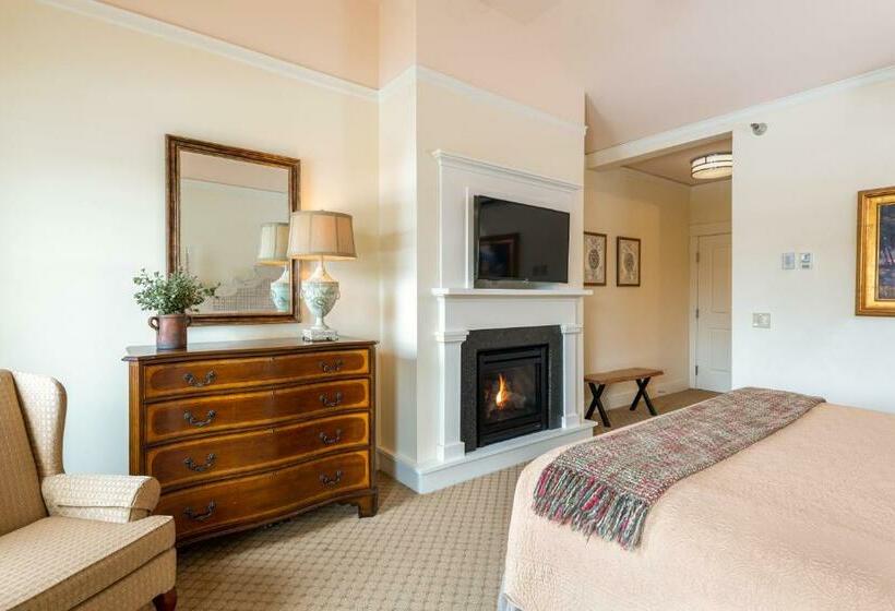 Номер Deluxe Кровать Кинг, The Norwich Inn