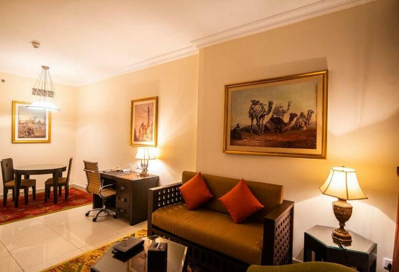 Апартаменты 1 Спальня, Mercure  Apartments Dubai Barsha Heights