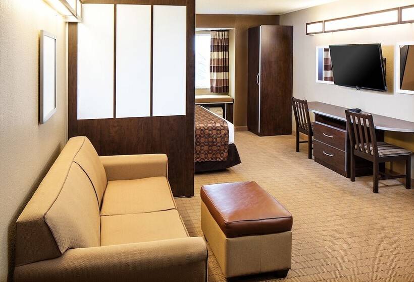 Люкс, Microtel Inn & Suites By Wyndham St Clairsville   Wheeling