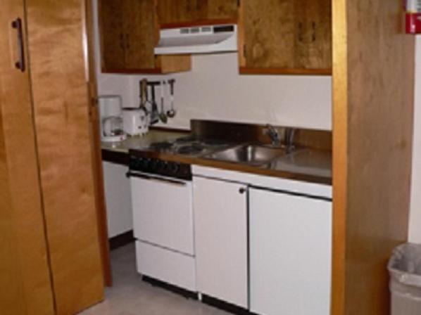 Четырехместный Номер Стандарт, Evergreen Valley Inn
