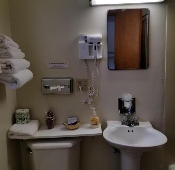 스탠다드 룸 더블 침대 2개, Home Motel Abbotsford