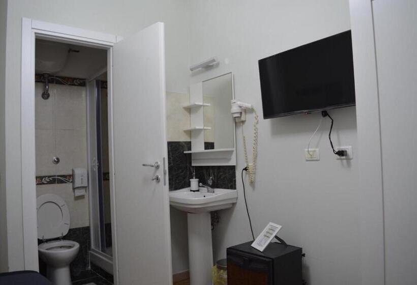 Standard Single Room, Martini Rooms