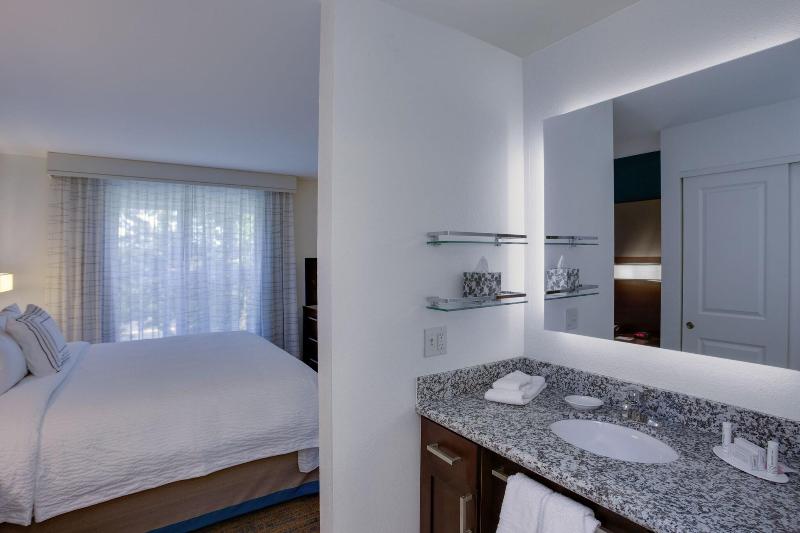 سوییت, Residence Inn By Marriott Springfield Chicopee
