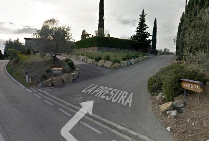 استودیوی استاندارد, Agriturismo La Presura