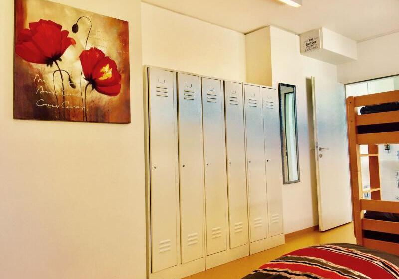 공동 객실, A&t Hotel & Hostel
