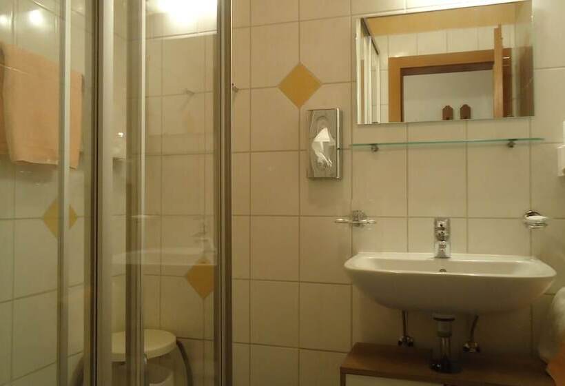 スタンダードトリプルルーム, Landhaus Klausnerhof Hotel Garni