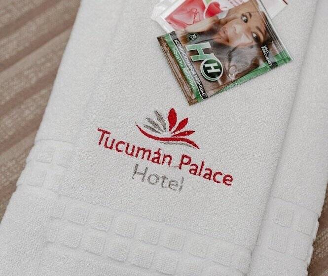 اتاق استاندارد چهار تخته, Tucuman Palace