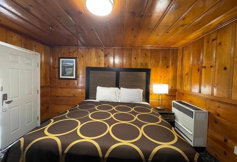 Стандартный Номер Кровать Кинг, Pinewood Inn