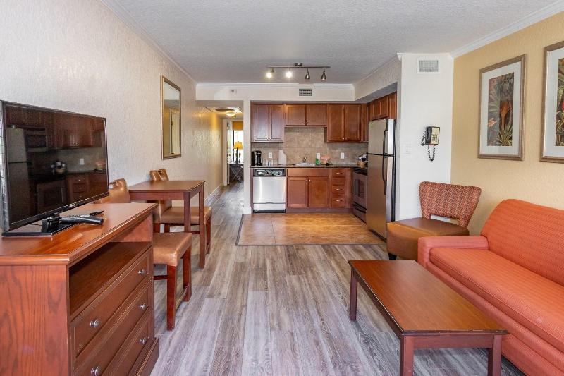 סוויטה נוף לבריכה, Coconut Cove Allsuite