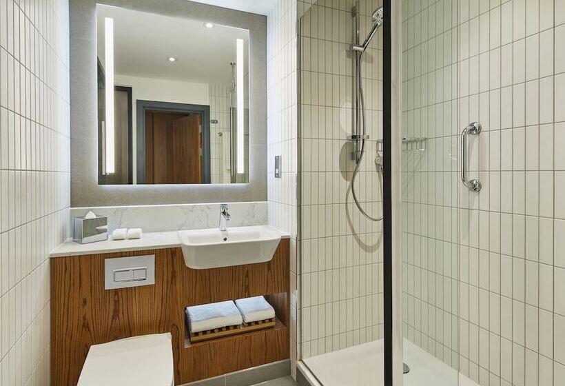 اتاق لوکس, Courtyard By Marriott Exeter Sandy Park