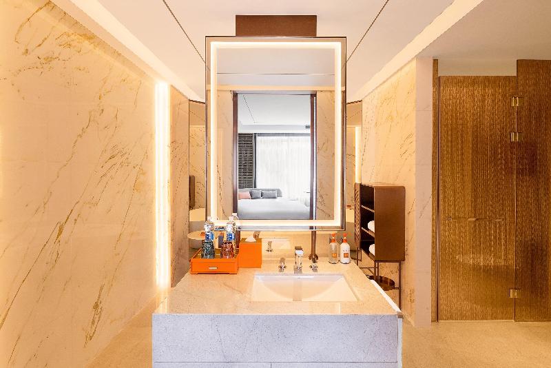 سوییت, Crowne Plaza Qingdao Jinshui, An Ihg
