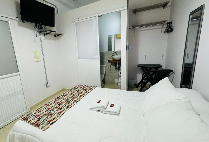 스탠다드 룸, Hostal Bon Hábitat