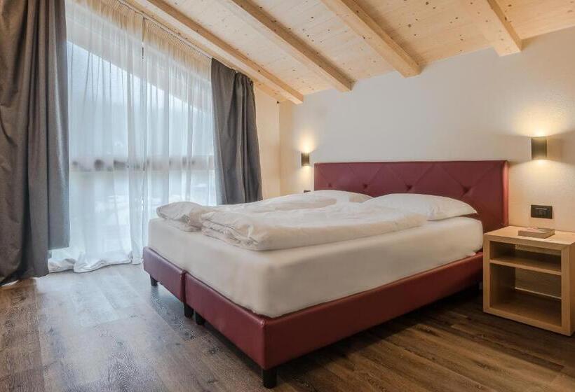 آپارتمان 3 خوابه, Chalet Alpenrose