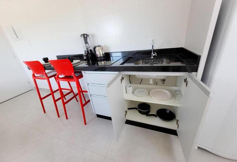 스탠다드 스튜디오, Hospeda Mariscal Flat