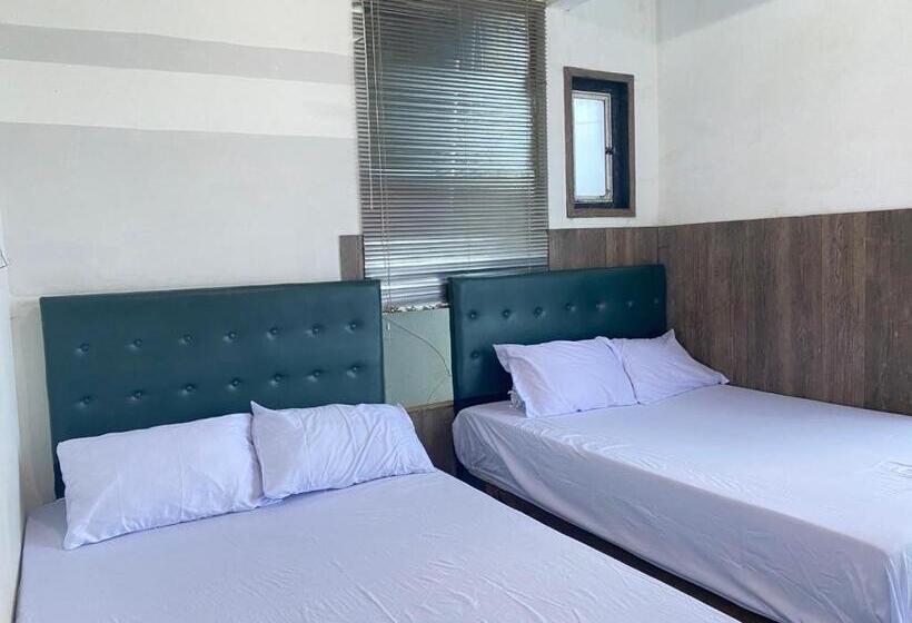 Семейный Номер, Homestay Batu Kelir Syariah Dieng Mitra Reddoorz