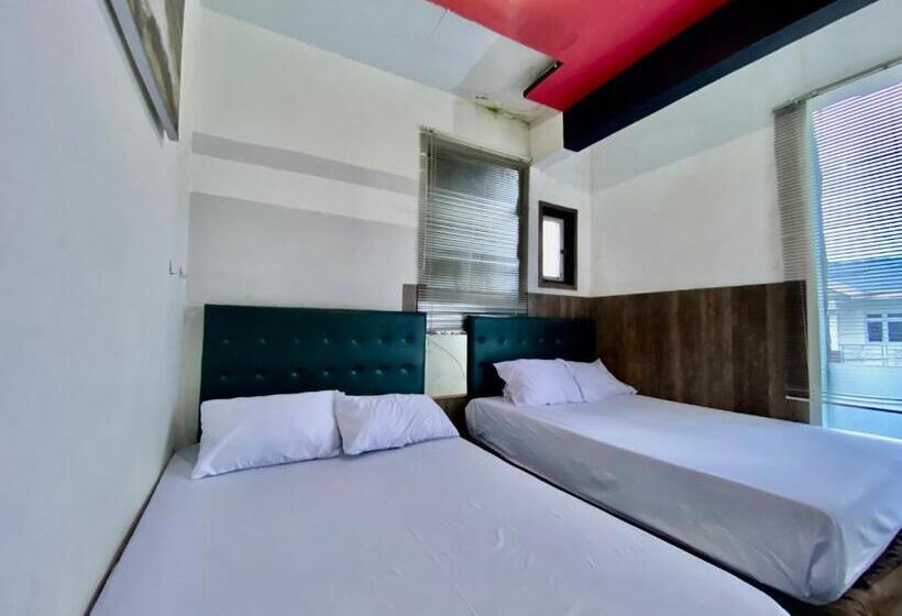 Семейный Номер, Homestay Batu Kelir Syariah Dieng Mitra Reddoorz