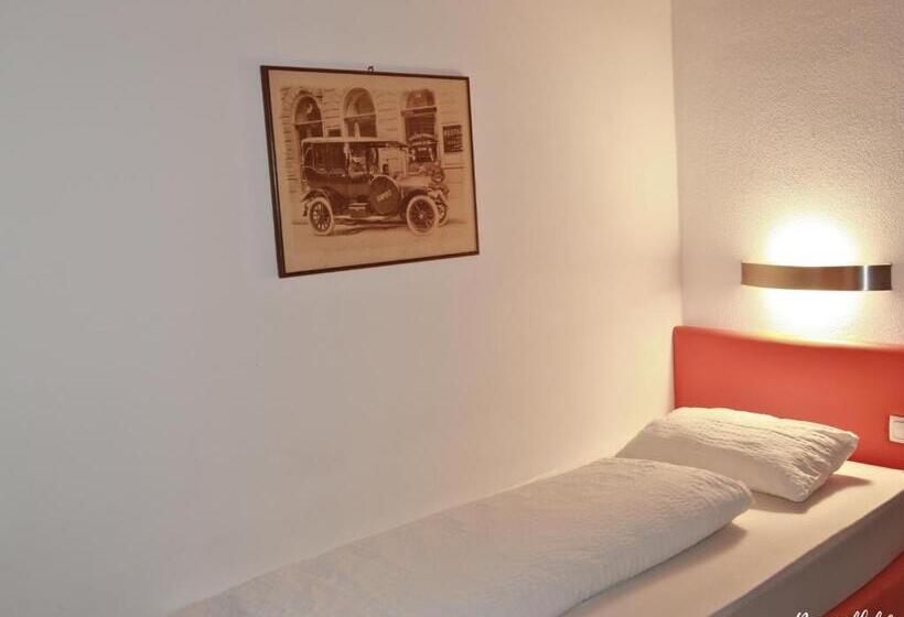 اتاق استاندارد یک نفره, Sporthotel Shanti