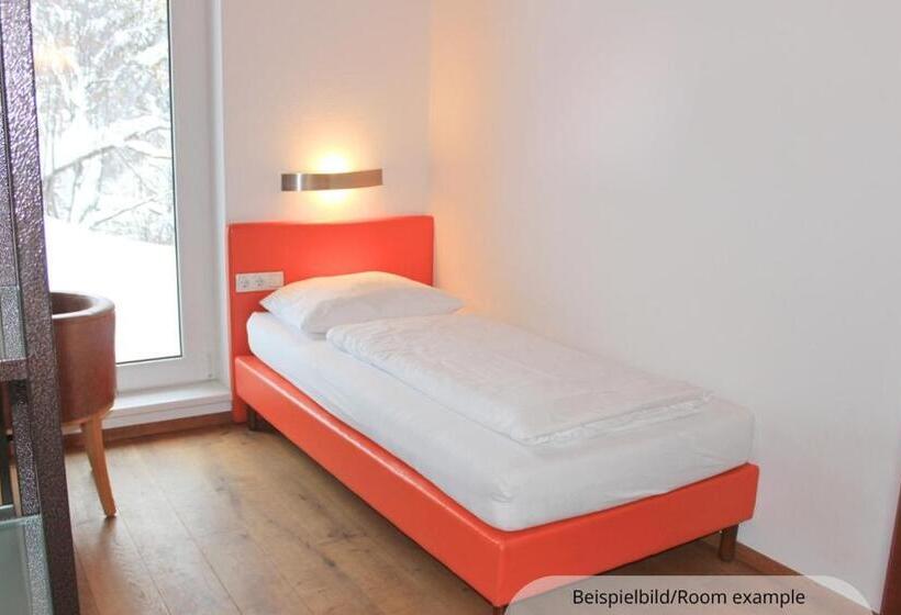 اتاق استاندارد یک نفره, Sporthotel Shanti