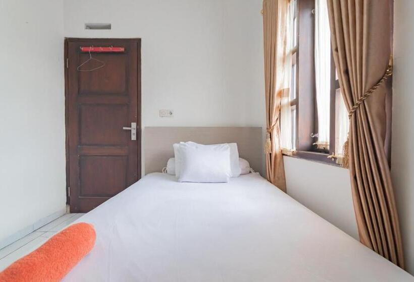 Номер Economy, Small Homestay Syariah Sikembar Ciwidey Mitra Reddoorz