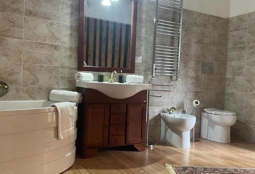 스탠다드 자쿠지 룸, Doctor House Standard, Suites & Luxury Rooms