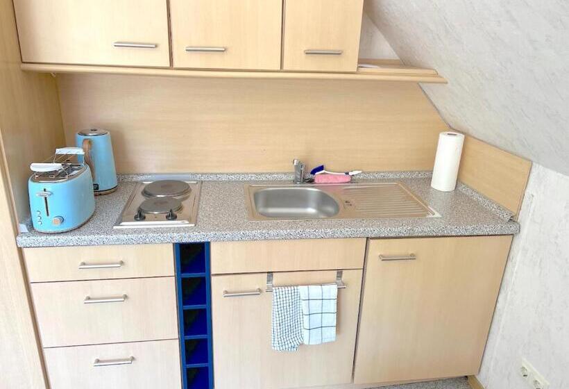 Студио Стандарт с Балконом, Vor Lauter Bäumen B&b