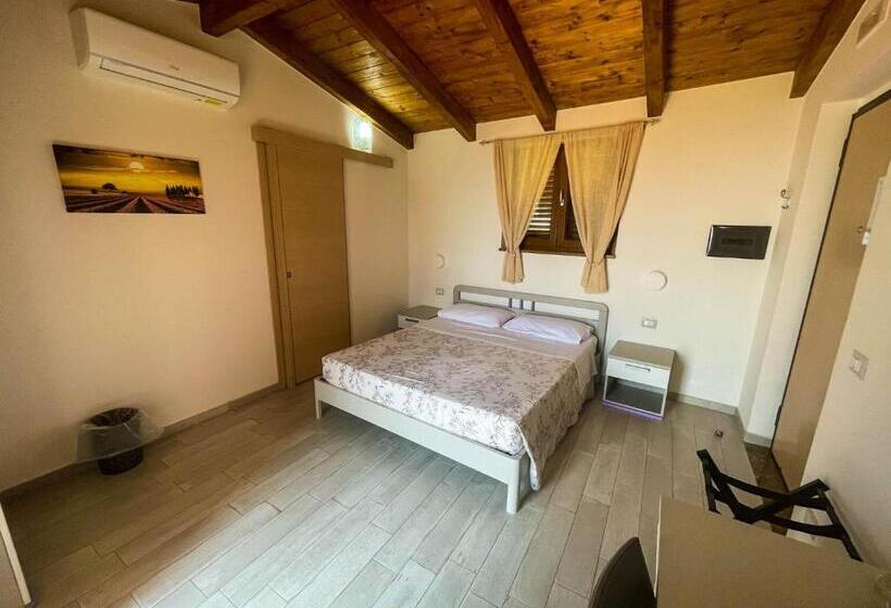 Номер Стандарт с Террасой, Tramonti D Oro