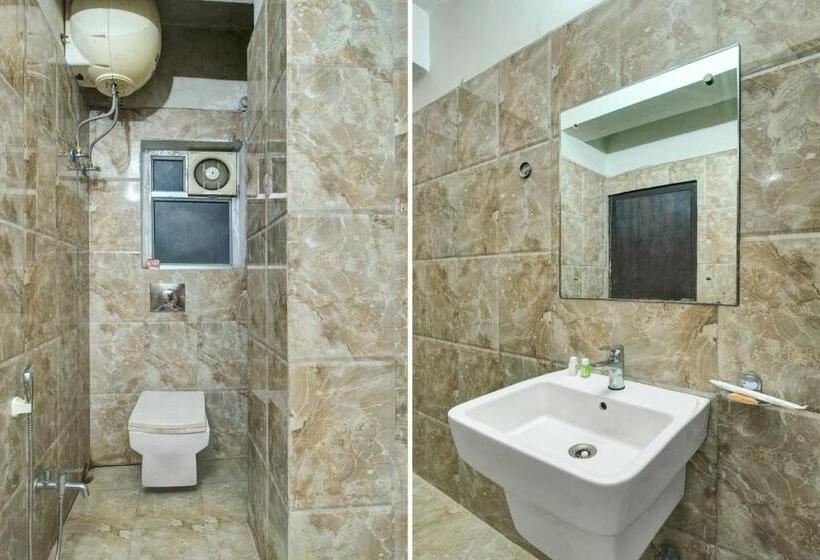 اتاق استاندارد, Super Townhouse Hatigaon Near Medicity