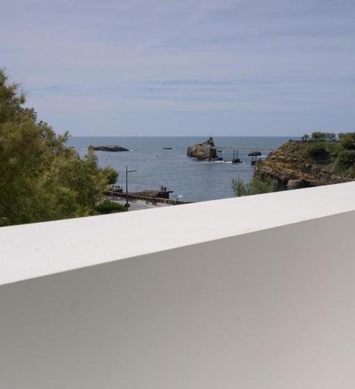 海の見えるコンフォートルーム, Hôtel De La Plage