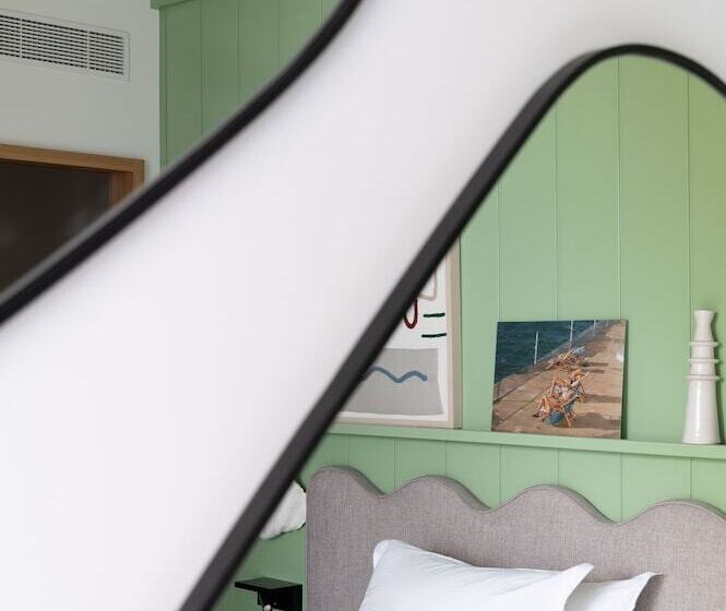 オーシャンビュースタンダードルームバルコニー付き, Hôtel De La Plage