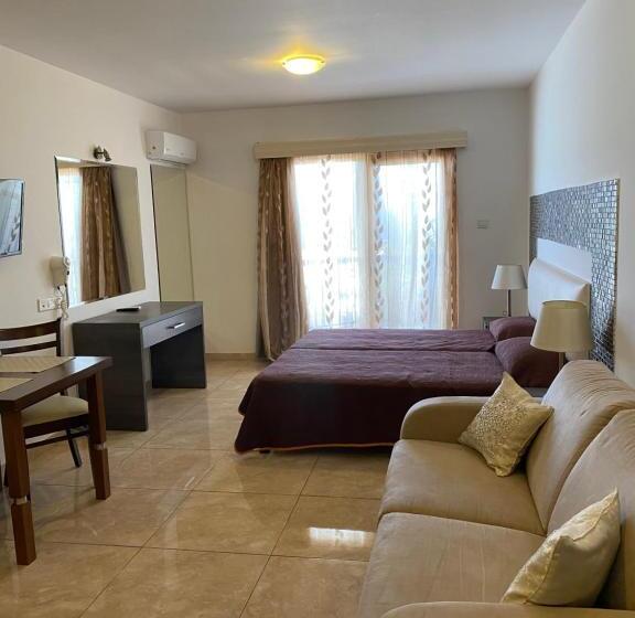 디럭스 스튜디오, Alexia Hotel Apartments