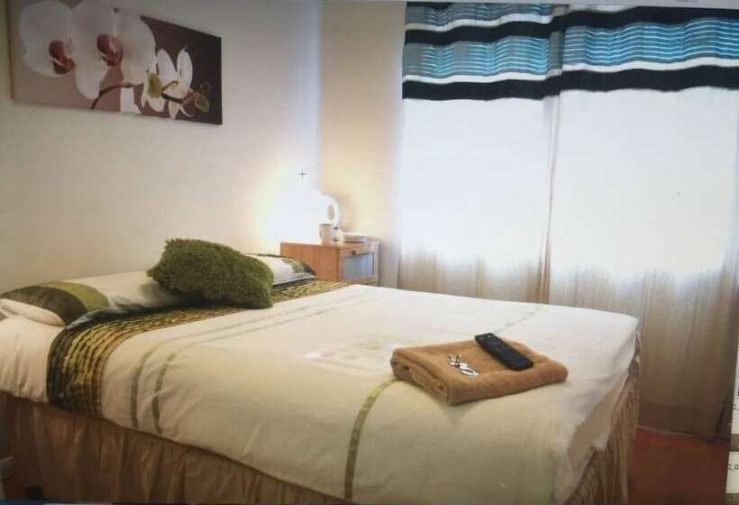 Трехместный Номер Комфорт, Apple House Guesthouse Heathrow Airport