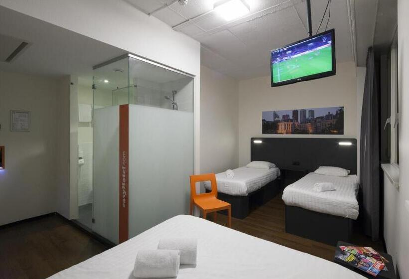 Семейный Номер, Easyhotel The Hague City Centre