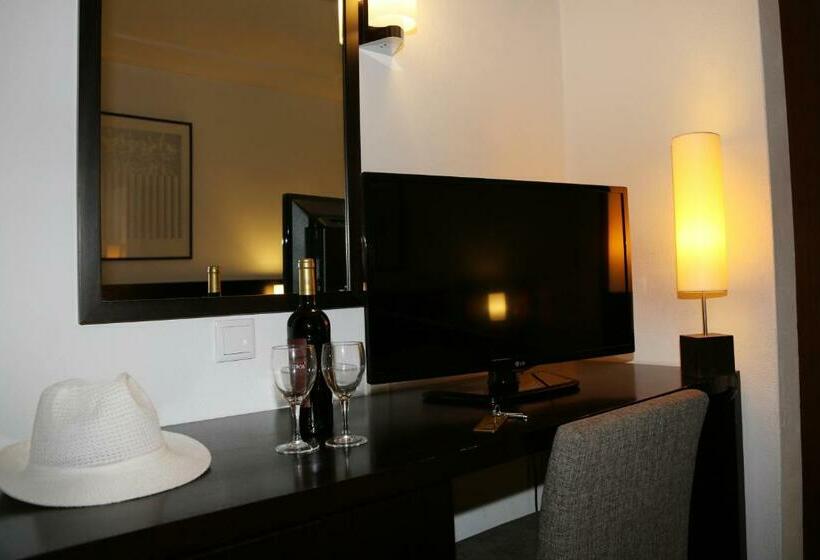스탠다드 트리플 룸, Flag Hotel Santarém