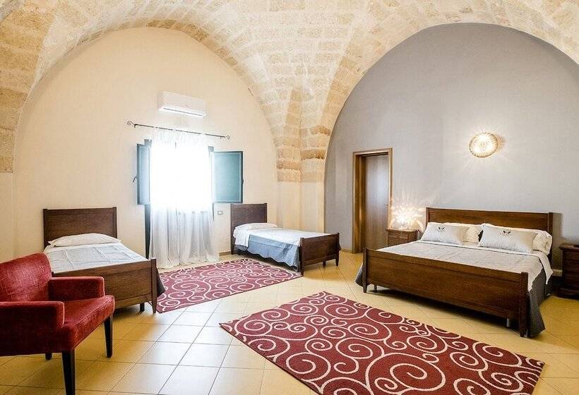 Четырехместный Номер Стандарт, Laurito Resort & Spa