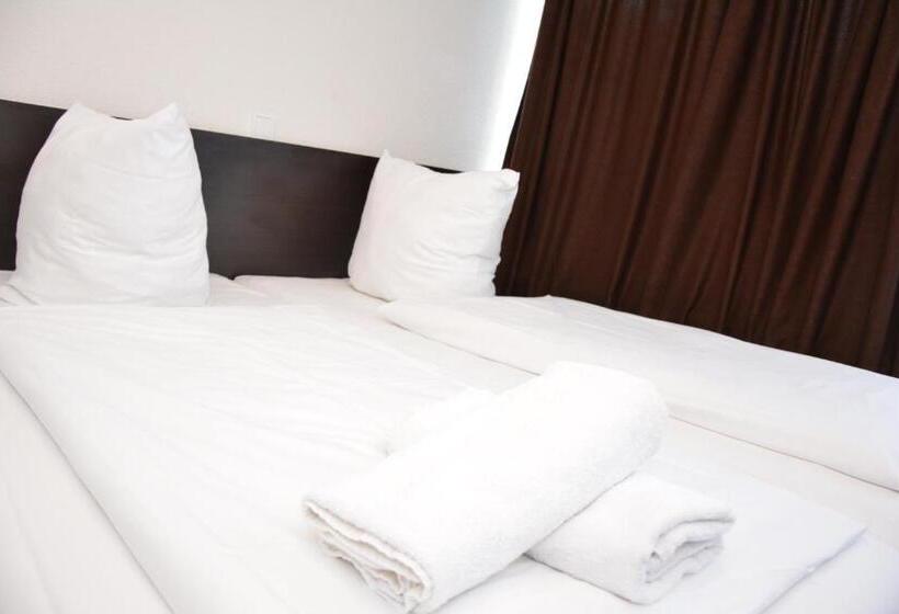 اتاق استاندارد, Mosel Hotel Frankfurt