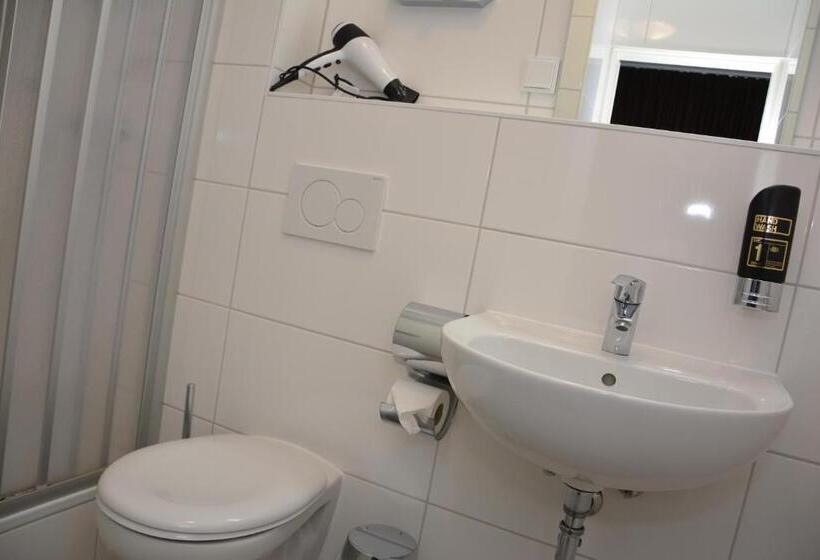 اتاق استاندارد, Mosel Hotel Frankfurt