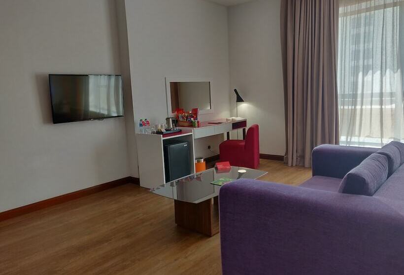 اتاق لوکس, Ramada Hotel, Suites And Apartments By Wyndham Dubai Jbr