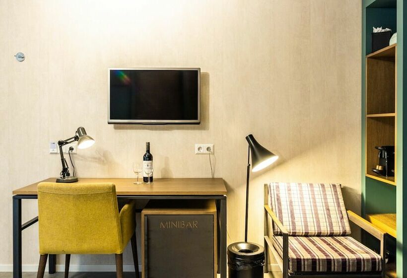 اتاق استاندارد اینتریور, De Hallen