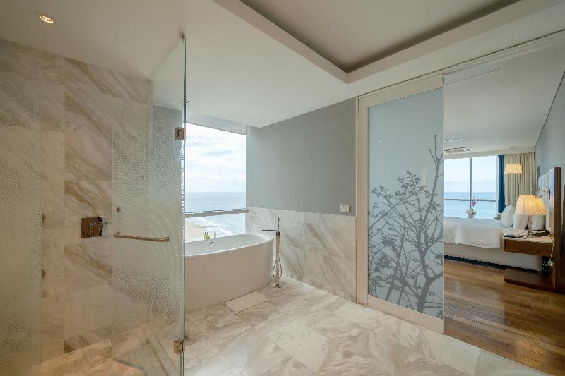 스위트 킹사이즈 침대, Intercontinental Cartagena, An Ihg