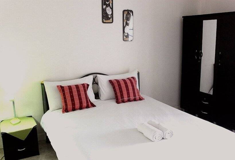 Номер Стандарт, Varada Place