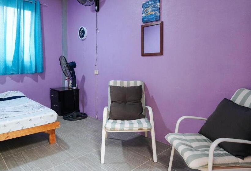 اتاق استاندارد با سرویس بهداشتی مشترک, Negra Mountain Resort