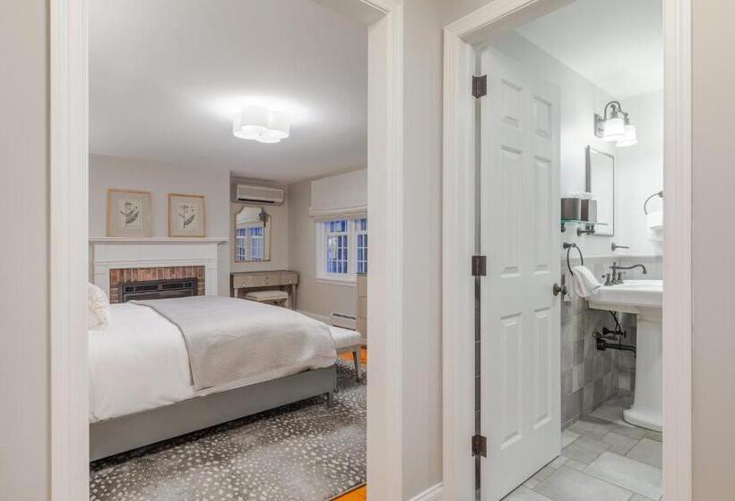 اتاق لوکس با تخت بزرگ, The Hermitage Inn Vermont